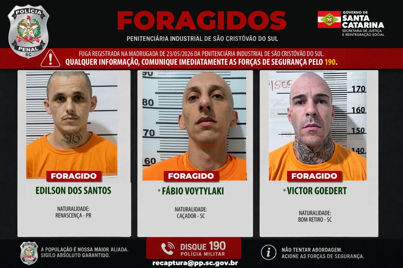 Fotos dos reais detentos foragidos em SC, da esquerda para direita: Edilson dos Santos, Fábio Voytylaki e Victor Goedert