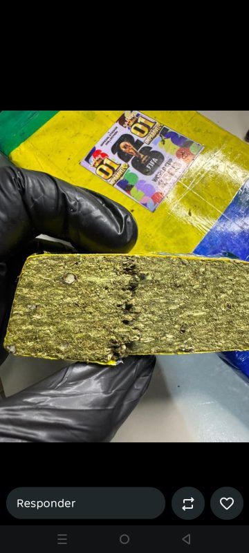 Imagem, em alusão a Copa do Mundo, com um tipo de droga que estava sendo negociada por um detento do complexo prisional de Canhanduba - Divulgação/ND