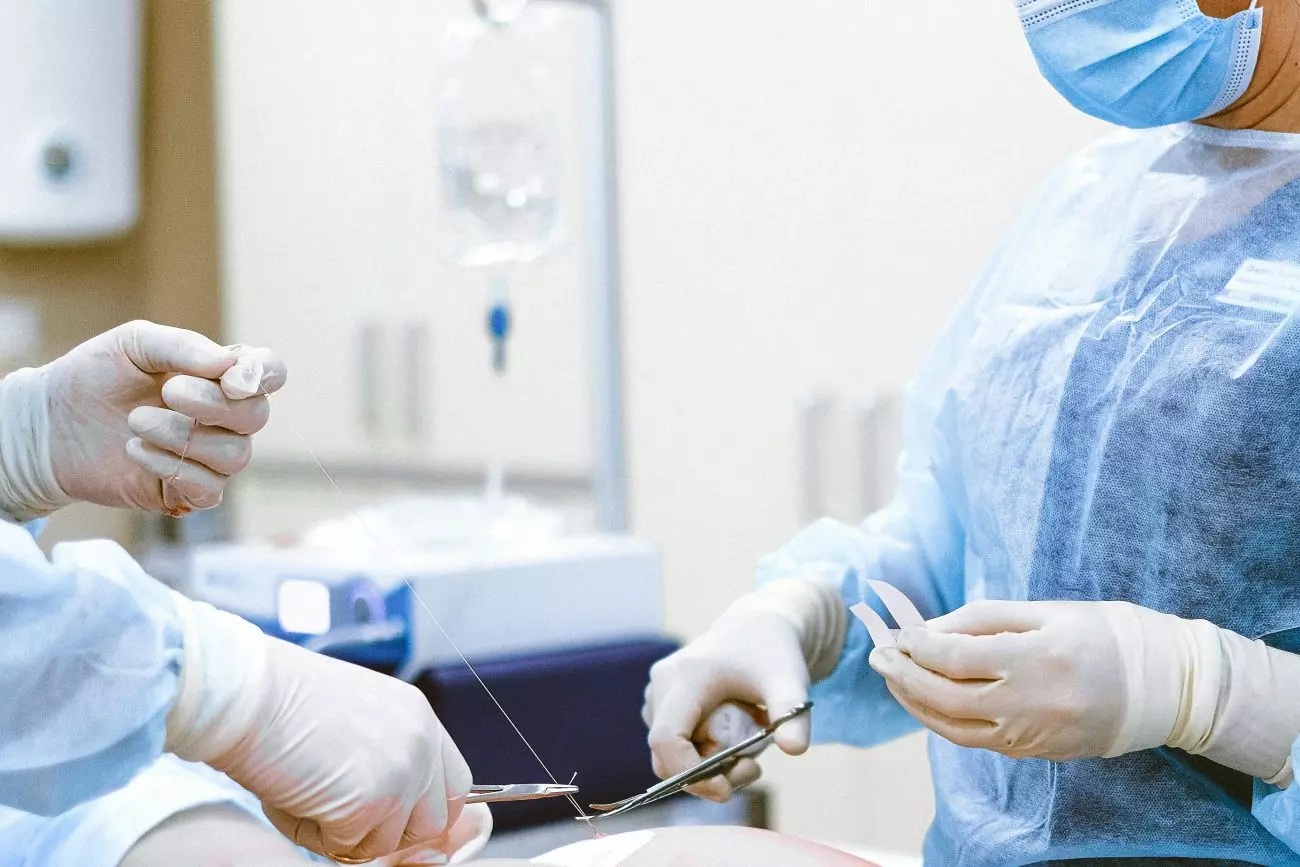 Exames periciais, documentos médicos e demais materiais auxiliar na identificação do que ocorreu durante o procedimento estético.Foto: Pexesl/ND Mais