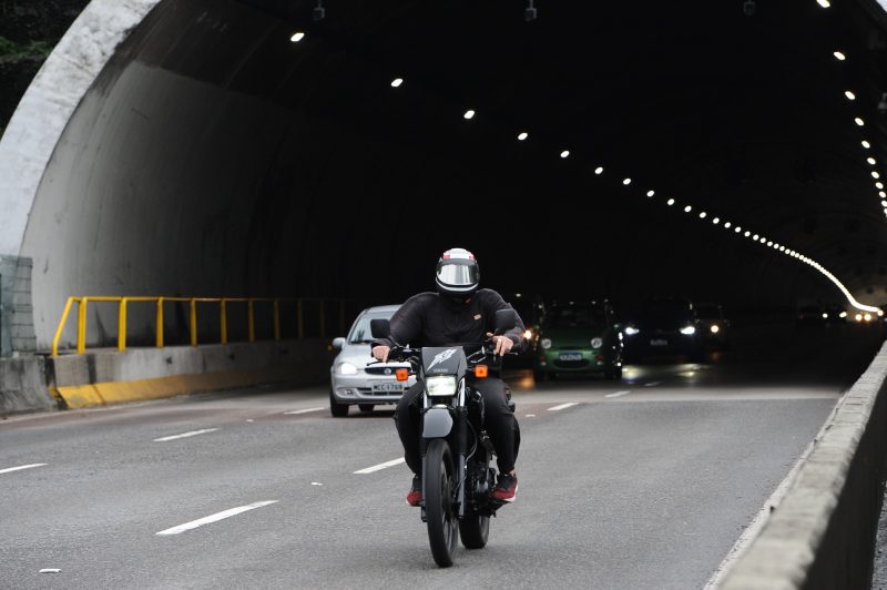 Motociclistas adormeceram antes de acidentes fatais em Florianópolis - Alan Pedro/Jornal ND/ND Mais
