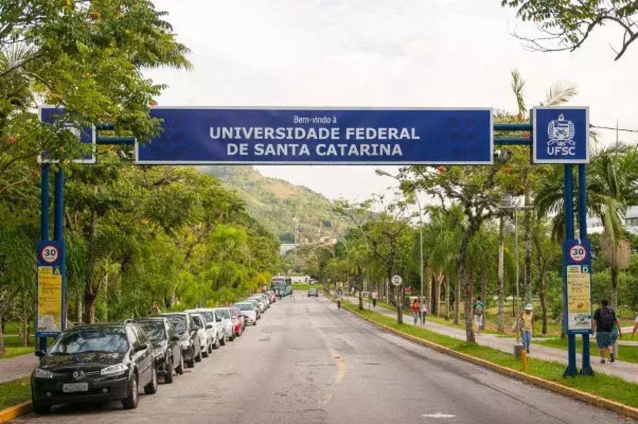 Fachada da universidadeFoto: Henrique Almeida/UFSC/Divulgação/ND