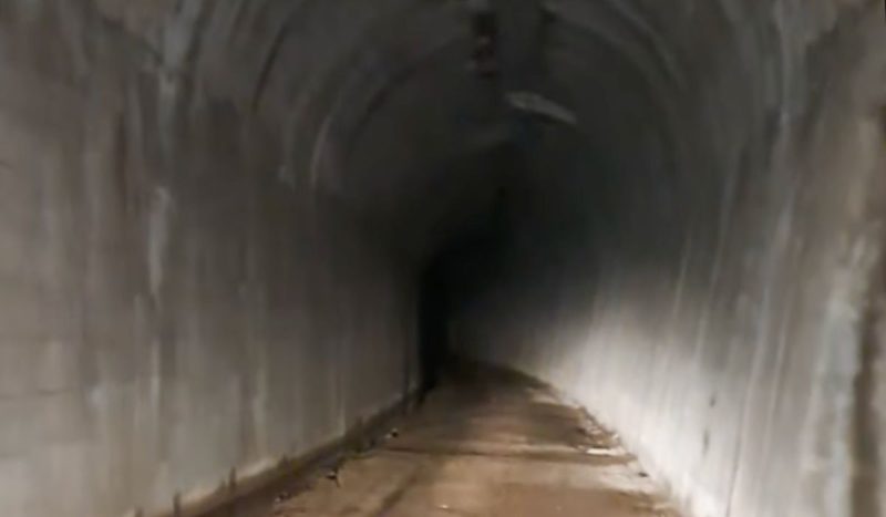 Com aproximadamente 260 metros de extensão, o túnel do Ribeirão Carvalho é considerado o maior de toda a antiga Estrada de Ferro Santa Catarina - Divulgação/ND Mais