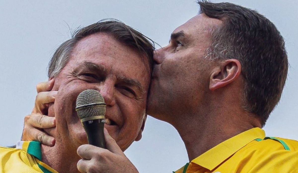 jair e flávio bolsonaro
