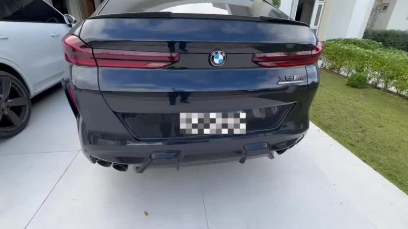 Ferraris, Rolls-Royce, joias, quadros, dólares e euros: veja itens de luxo apreendidos na Operação Arena - Divulgação Receita Federal/ND Mais