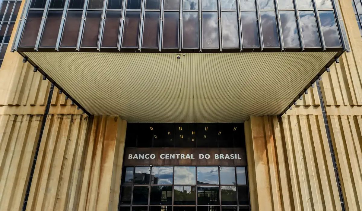 Selic é definida pelo Copom e é o principal instrumento de política monetária do BCFoto: Rafa Neddermeyer/Agência Brasil