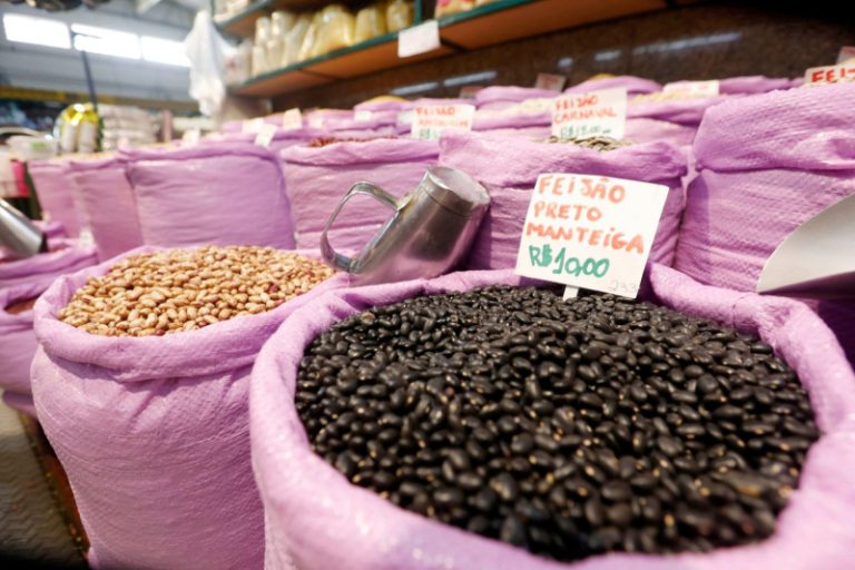 Governo encaminha à Assembleia pacote com 58 projetos de lei