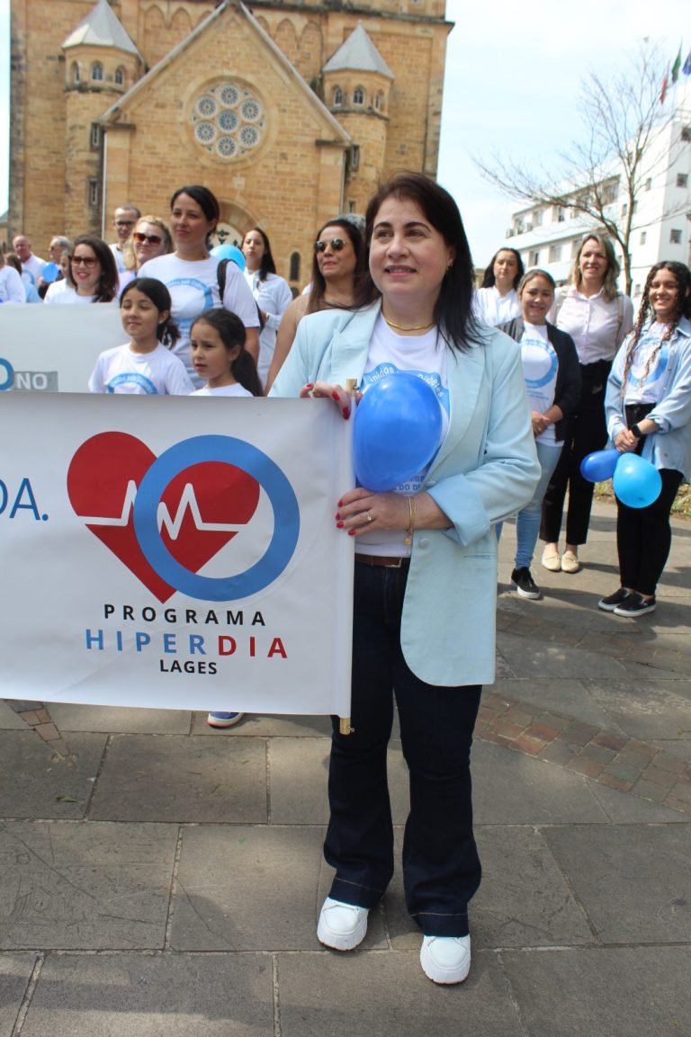 Cuidar é salvar vidas: ações lotam o calçadão da Praça João Costa nesta sexta-feira